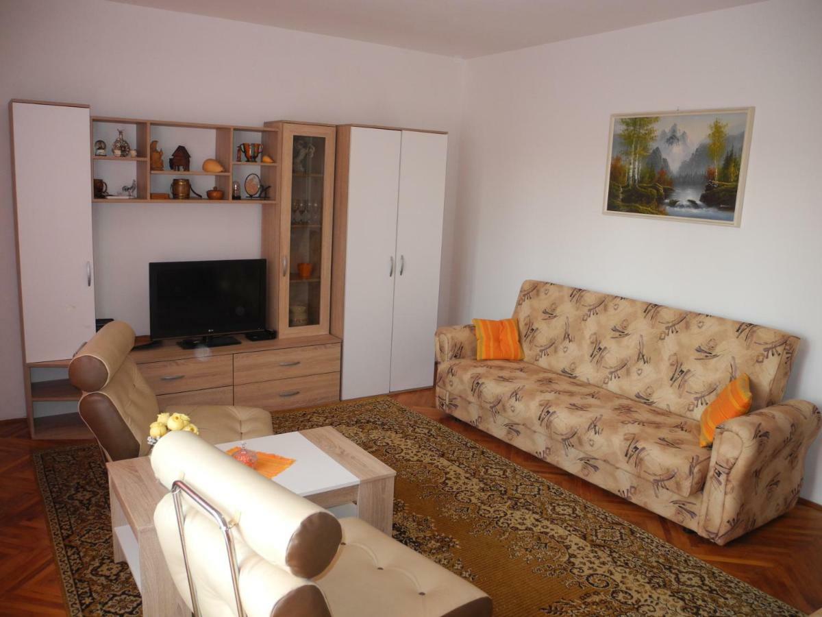 Apartments Karla Crikvenica Buitenkant foto